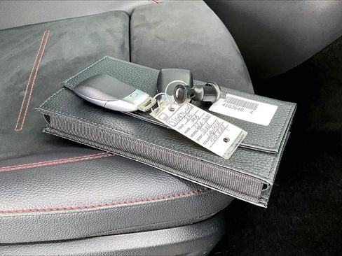 Used 2025 Mercedes-Benz GLA 250 image 14