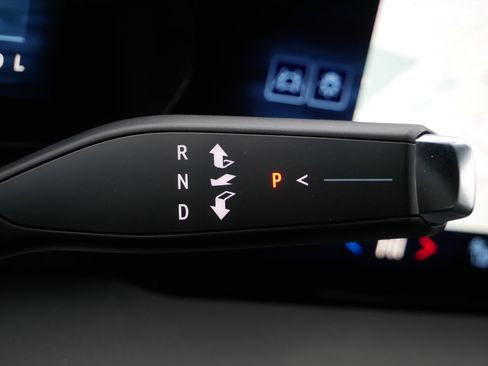 New 2026 Chevrolet Traverse LT w/ Midnight/Sport Edition image 9