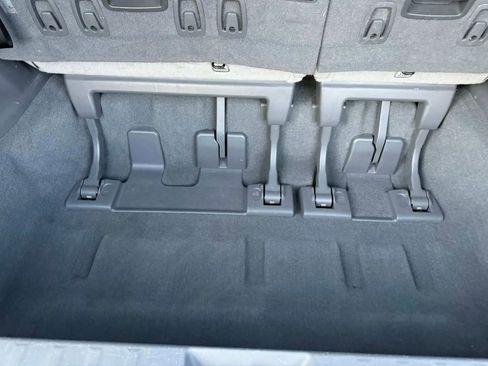 Used 2020 Toyota Sienna LE image 10