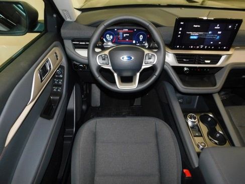 New 2026 Ford Explorer Active image 12