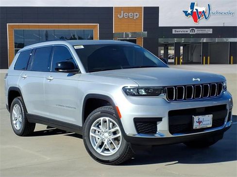 New 2025 Jeep Grand Cherokee L Laredo w/ Luxury Tech Group I image 1