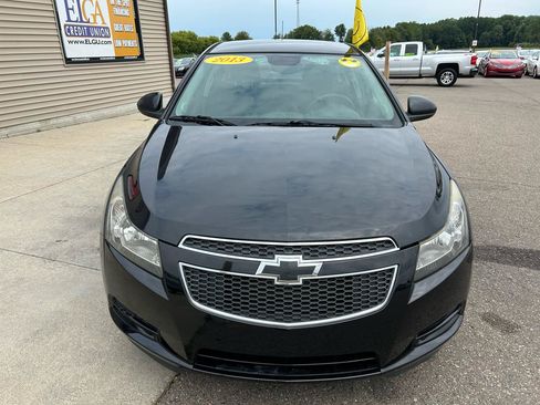 Used 2013 Chevrolet Cruze LT FWD image 2