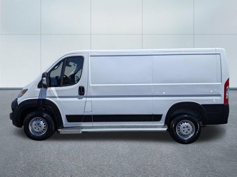 Used 2025 RAM ProMaster 2500 w/ U-Haul Equipment Group FWD image 3