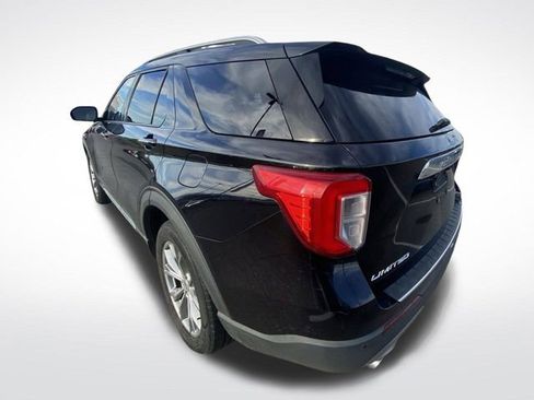 Used 2021 Ford Explorer Limited w/ Equipment Group 301A image 7