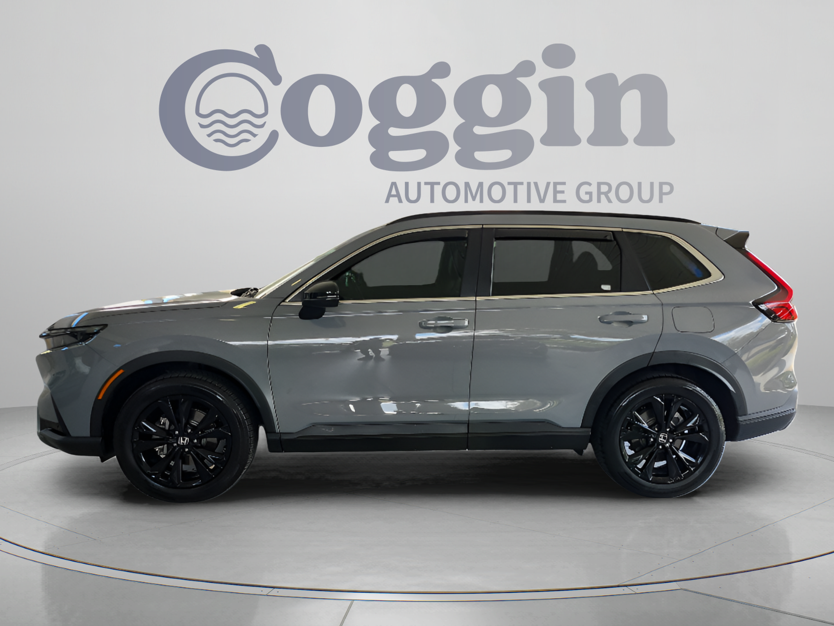 Used 2025 Honda CR-V Sport Touring image 2
