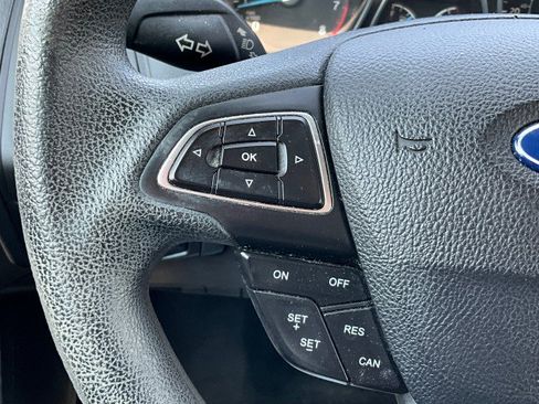 Used 2015 Ford Focus SE FWD image 14