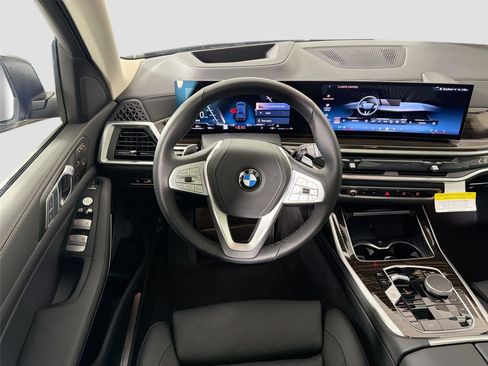 Certified 2026 BMW X7 xDrive40i w/ Climate Comfort Package AWD/4WD image 22