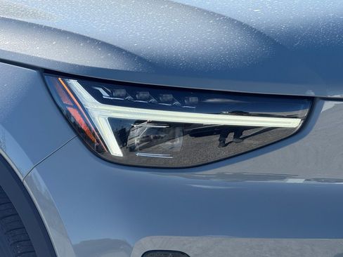 New 2026 Volvo XC40 B5 Plus w/ Protection Package Premier image 3