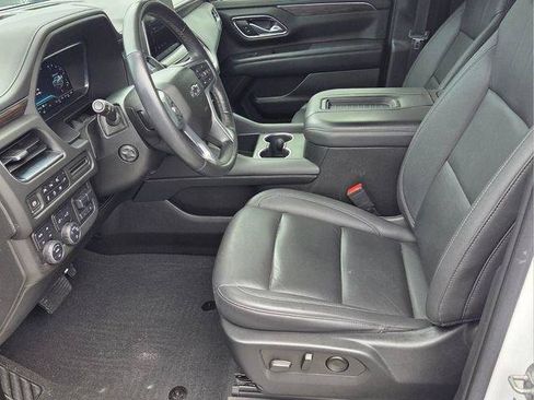 Certified 2022 Chevrolet Suburban Z71 w/ Off-Road Capability Package AWD/4WD image 11