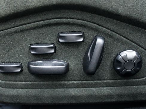 Certified 2025 Porsche Taycan Turbo GT image 22