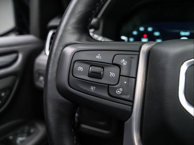 Used 2023 GMC Yukon XL Denali AWD/4WD image 24