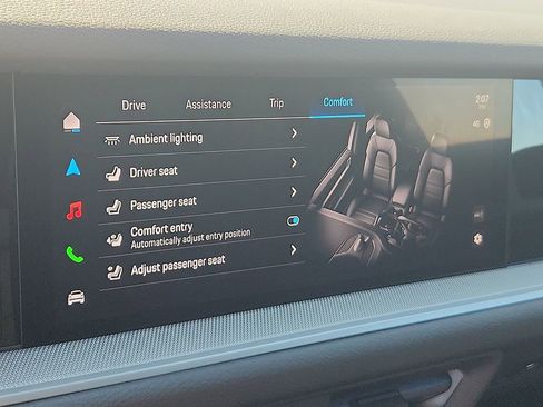 New 2026 Porsche Cayenne Coupe image 23