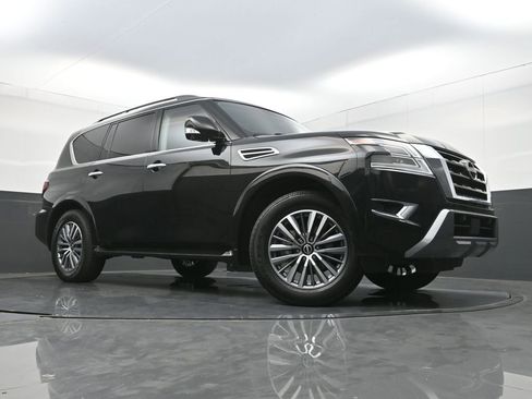Used 2023 Nissan Armada SL w/ Captain's Chairs Package RWD image 28