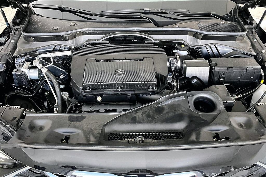 Used 2026 Acura MDX w/ Technology Package FWD image 12
