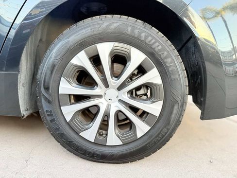 Used 2022 Toyota Corolla LE image 19