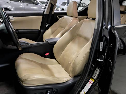 Used 2012 Lexus CT 200h Premium image 34