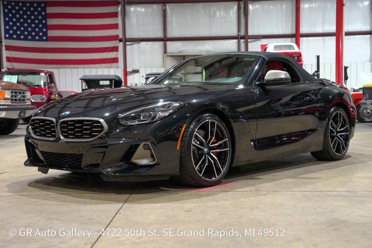Used 2024 BMW Z4 M40i w/ Premium Package RWD image 22