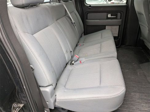 Used 2013 Ford F150 XLT w/ Mid Equipment Group image 23
