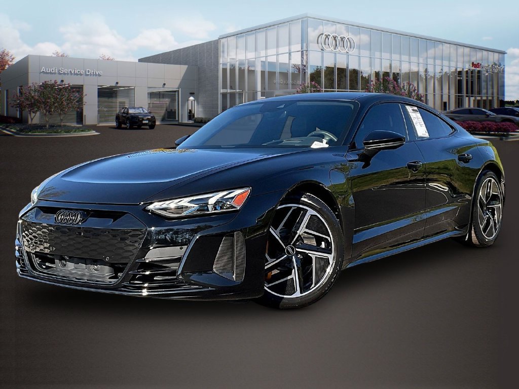 Used 2024 Audi RS e-tron GT w/ Carbon Performance Package AWD/4WD image 3