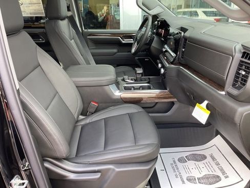 New 2026 GMC Sierra 1500 Elevation w/ Elevation Premium Package image 10