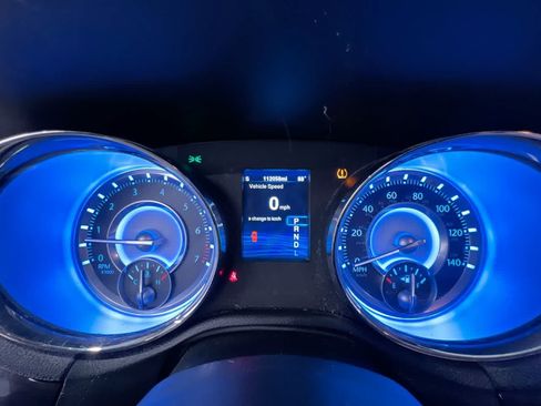 Used 2013 Chrysler 300 RWD image 21