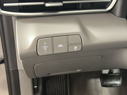 Certified 2023 Hyundai Elantra SEL w/ Convenience Package FWD image 24