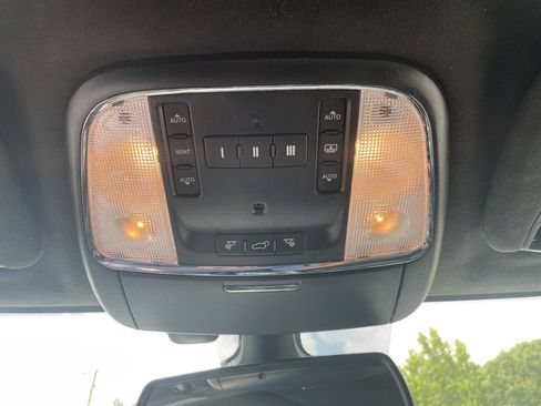 Used 2016 Jeep Grand Cherokee Summit AWD/4WD image 25