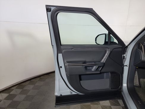 Used 2022 Rivian R1T Adventure AWD/4WD image 15
