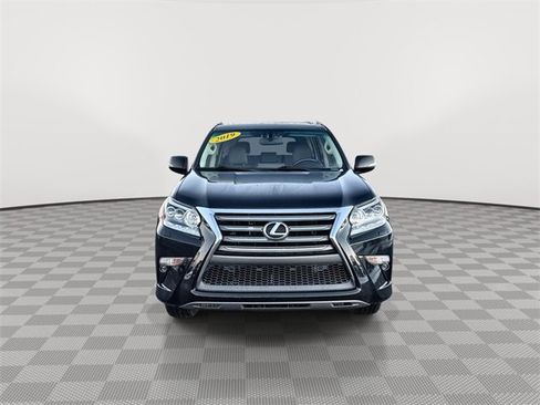 Used 2019 Lexus GX 460 Premium image 3