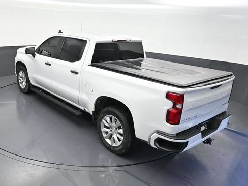 Used 2021 Chevrolet Silverado 1500 Custom RWD image 17