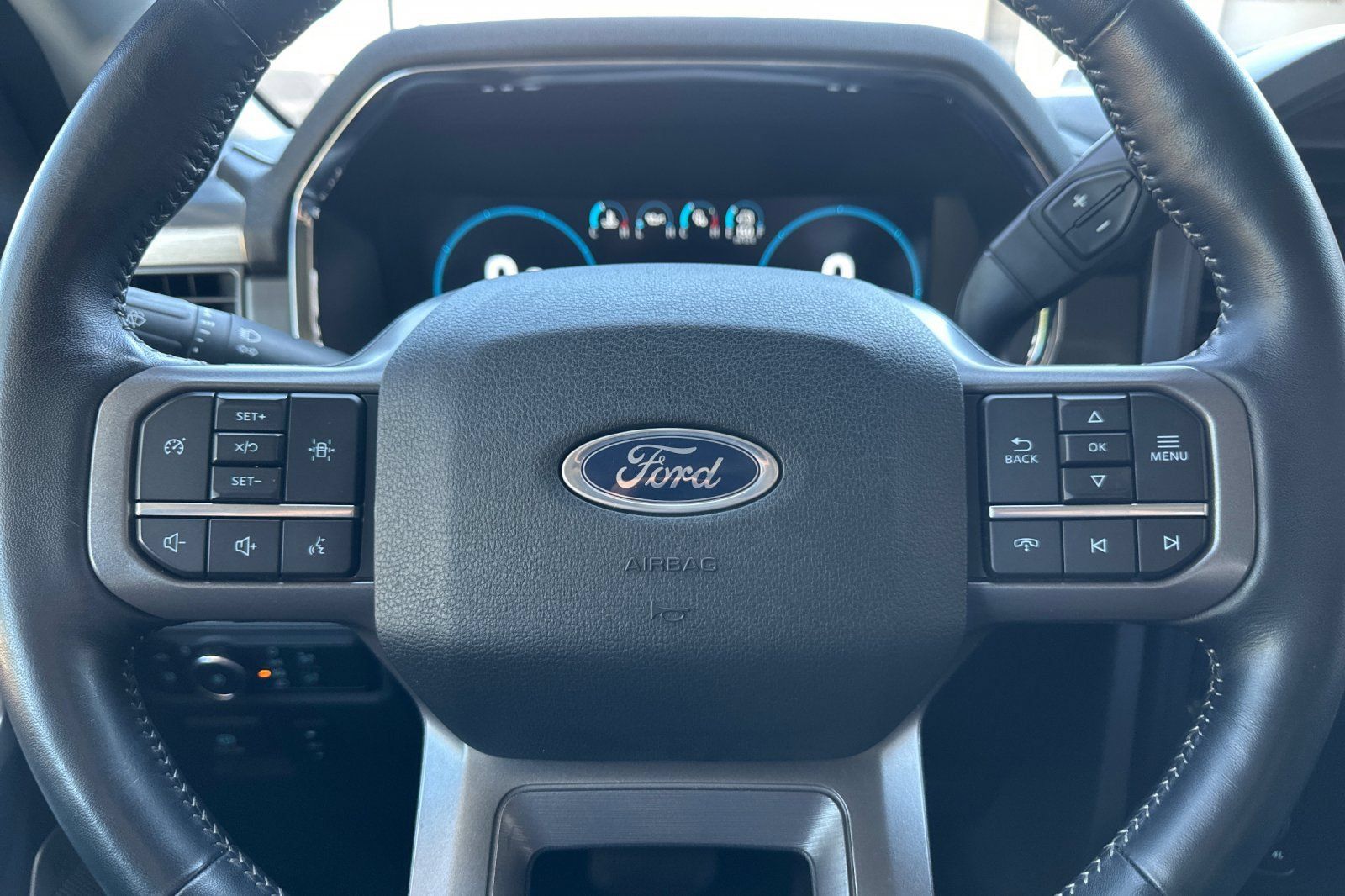 Used 2022 Ford F150 Lariat w/ Equipment Group 501A Mid AWD/4WD image 22