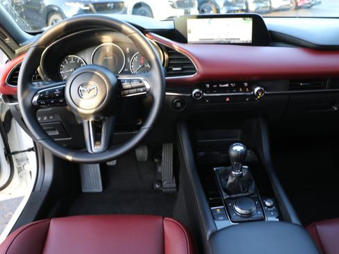 Certified 2026 MAZDA MAZDA3 2.5 S Hatchback w/ Premium Pkg FWD image 12