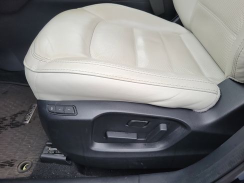 Used 2021 MAZDA CX-5 Touring w/ Touring Preferred SV Package image 5