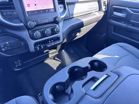Used 2024 RAM 2500 Big Horn image 29