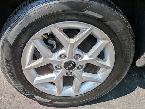 Used 2022 Kia Soul LX w/ Technology Package image 10