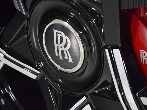 New 2026 Rolls-Royce Cullinan Black Badge AWD/4WD image 17