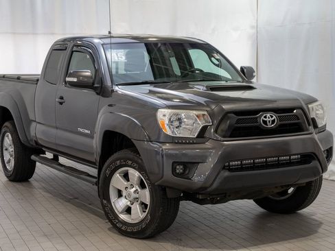 Used 2015 Toyota Tacoma PreRunner image 1