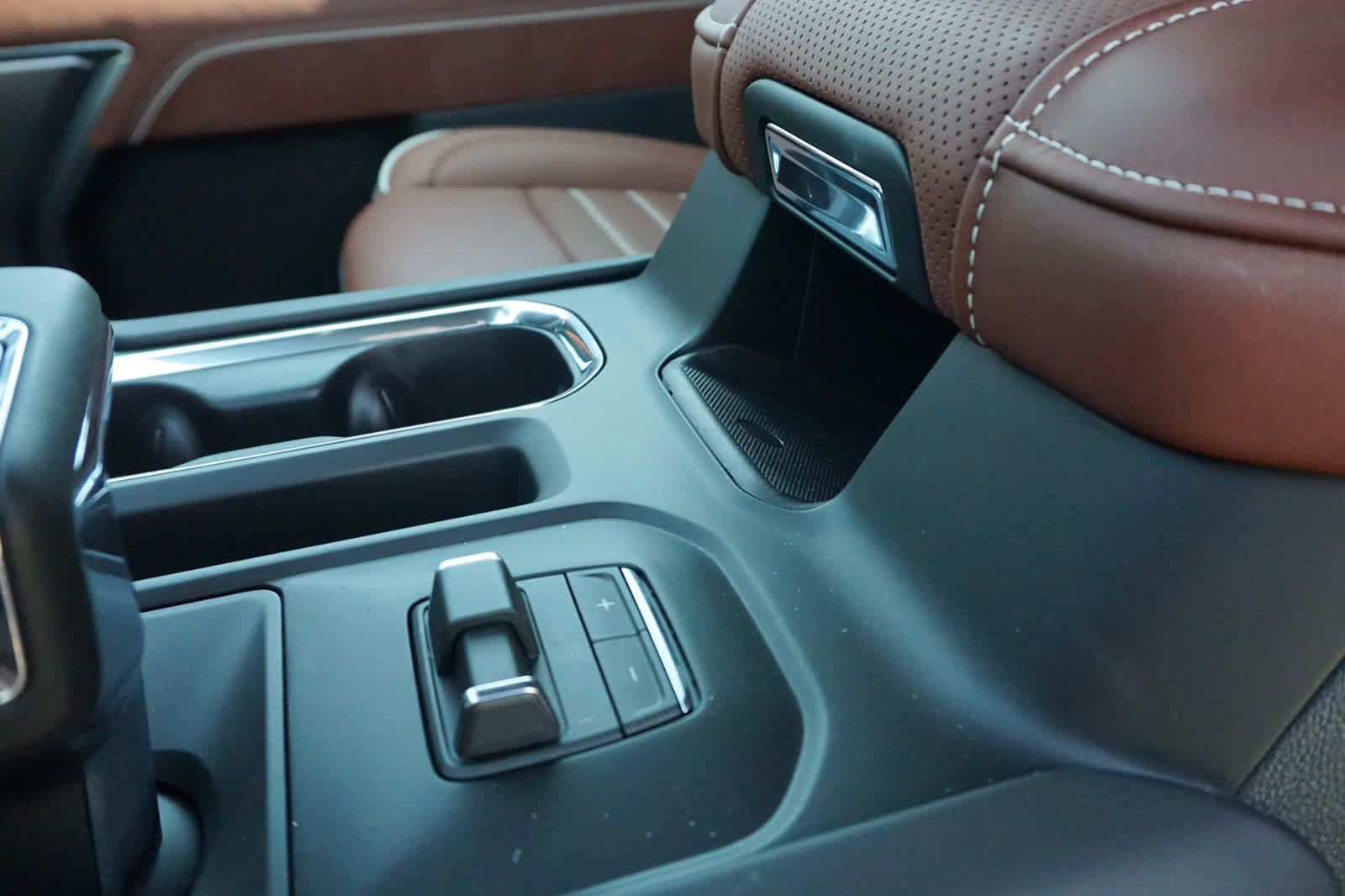 New 2026 GMC Sierra 1500 Denali Ultimate AWD/4WD image 14