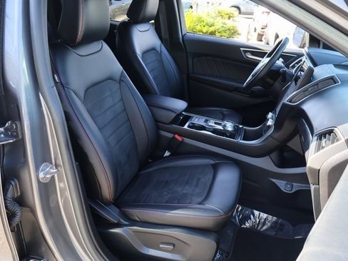 Used 2021 Ford Edge ST-Line image 18