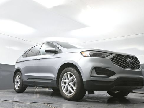 Used 2024 Ford Edge SEL AWD/4WD image 53