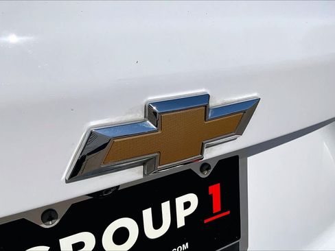 Used 2026 Chevrolet Equinox LT w/ Convenience Package II FWD image 10