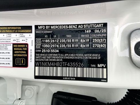 Used 2026 Mercedes-Benz GLC 300 4MATIC image 30