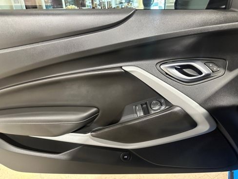 Used 2022 Chevrolet Camaro SS image 42