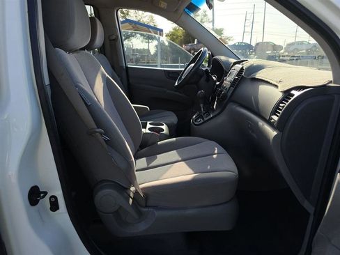 Used 2009 Kia Sedona LX image 14