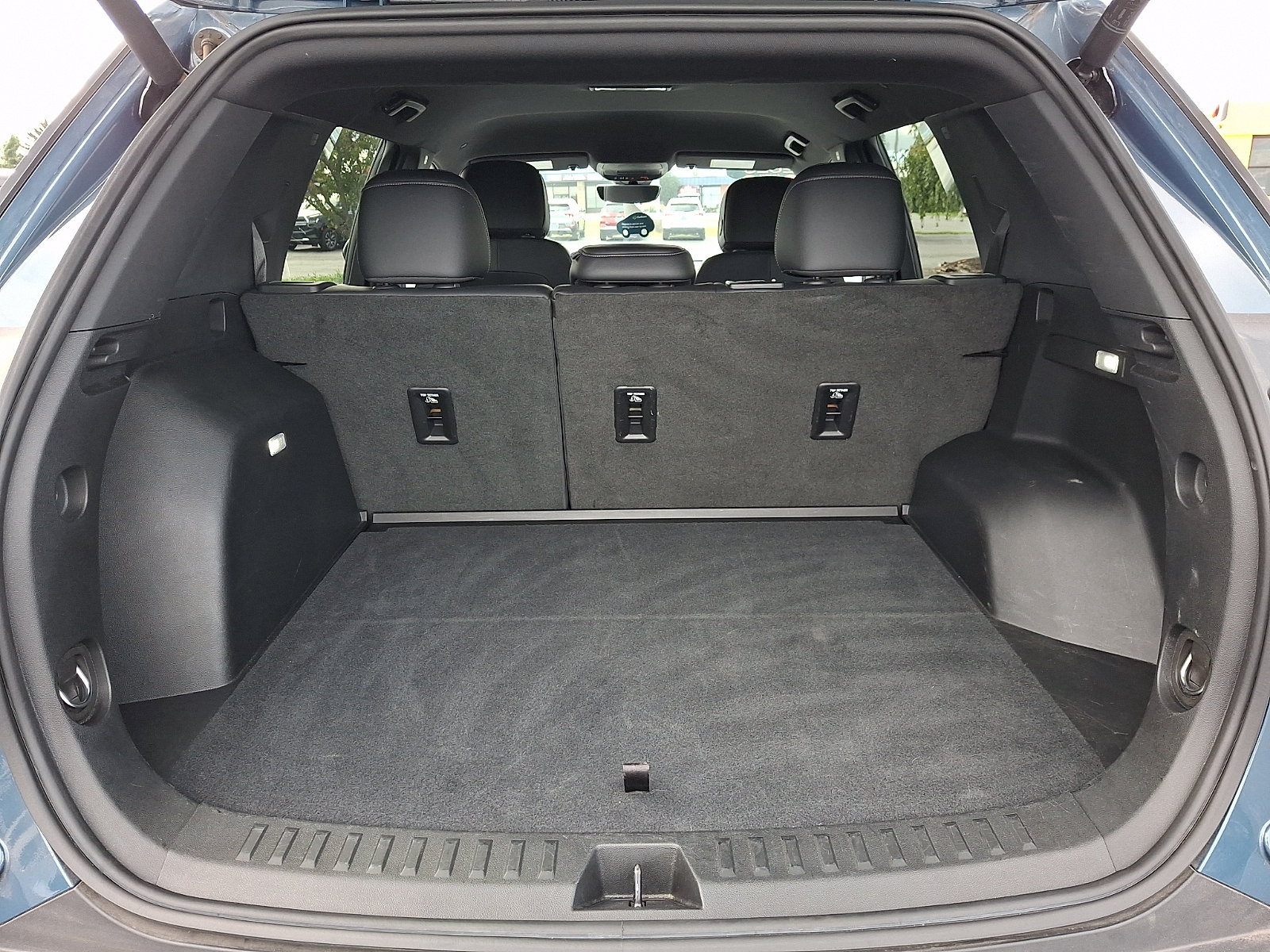 Certified 2025 Chevrolet Equinox LT w/ Convenience Package II AWD/4WD image 28