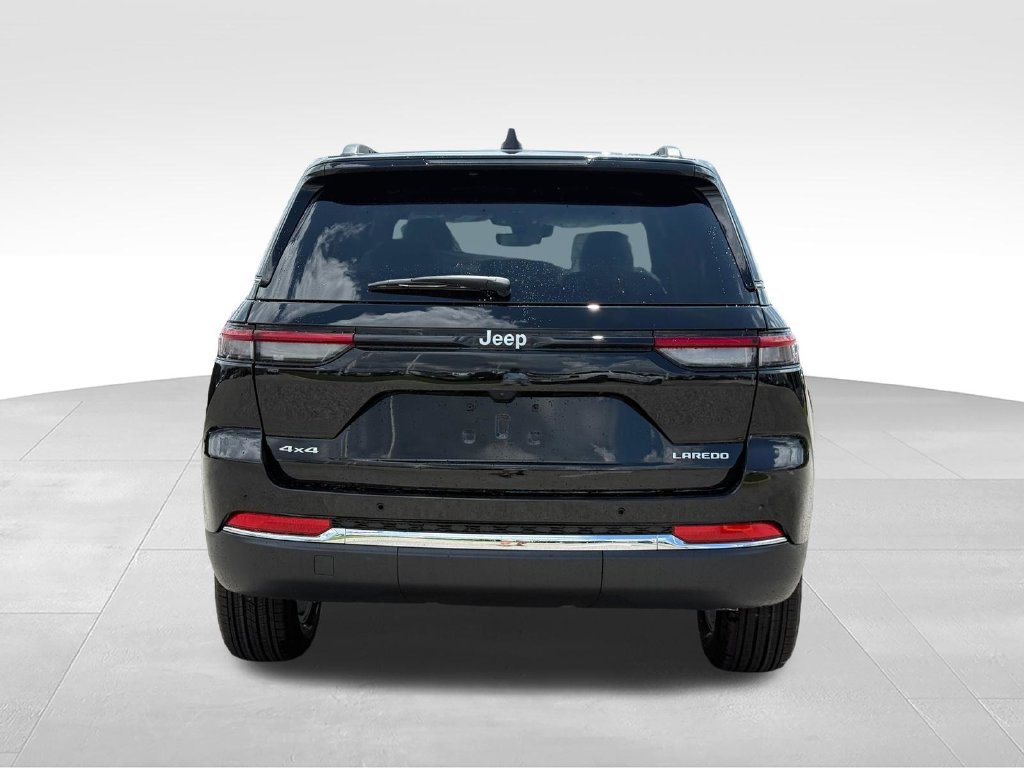 New 2026 Jeep Grand Cherokee Laredo AWD/4WD image 26