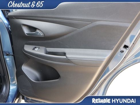 Used 2024 Buick Envista Sport Touring w/ Convenience I Package FWD image 12