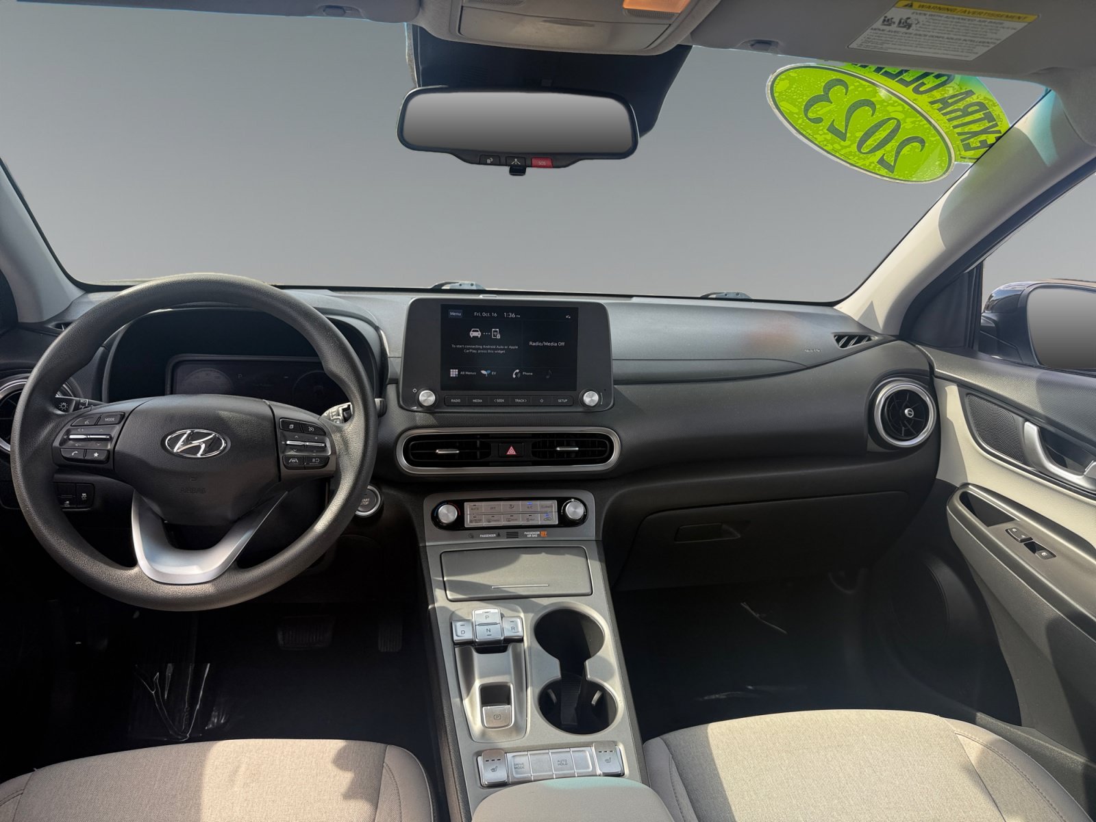 Used 2023 Hyundai Kona SE w/ Cargo Package FWD image 10