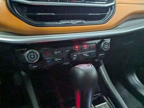 Used 2024 Jeep Compass Limited AWD/4WD image 18