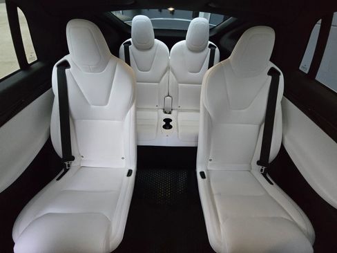 Used 2019 Tesla Model X Long Range image 25